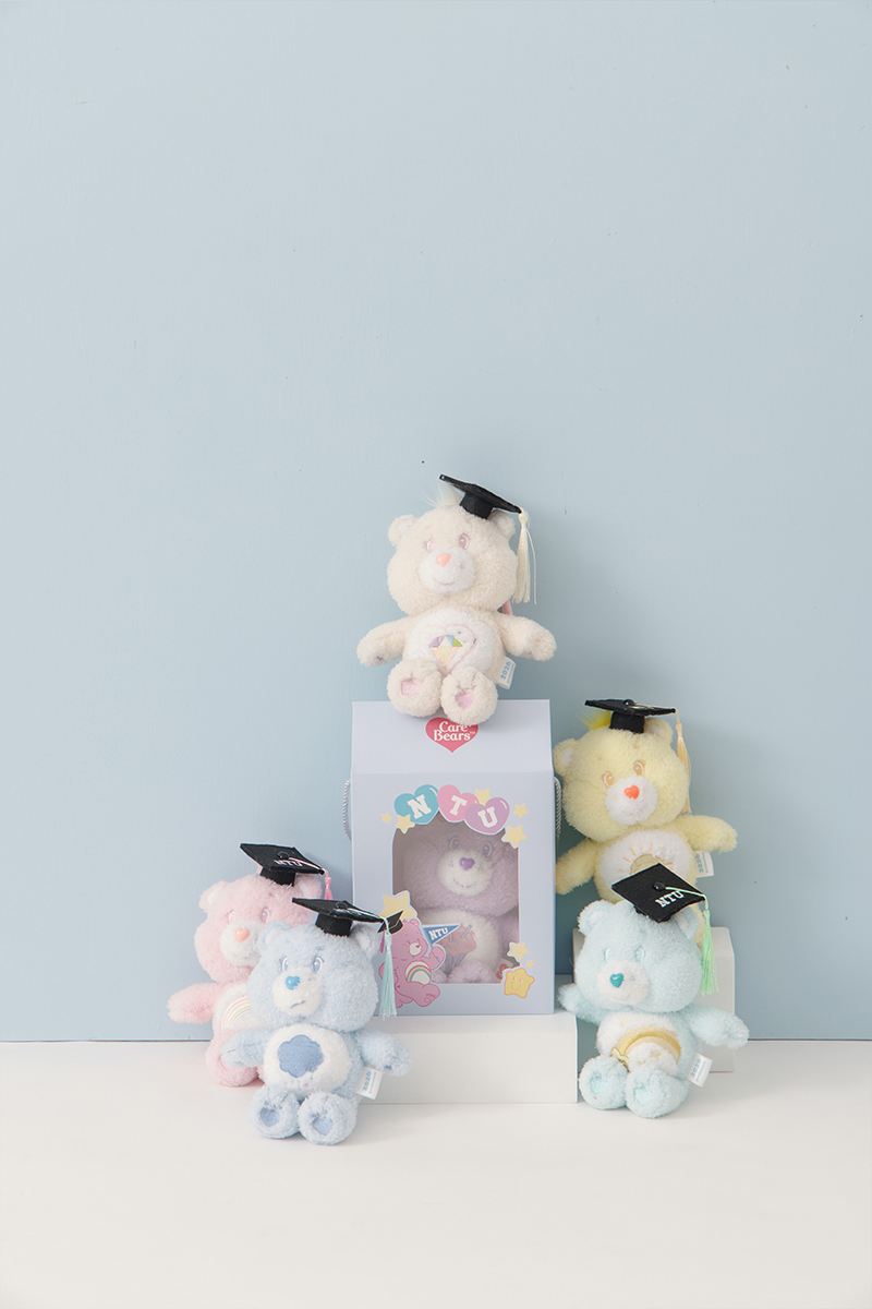NTU x Care Bears 畢業小熊禮盒