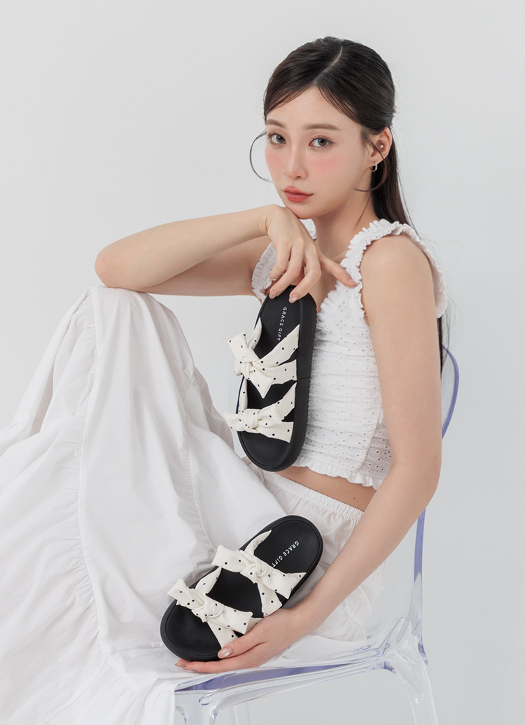 GraceGift平價女鞋 Y3K甜酷 澎澎蝴蝶結 雲感厚底涼鞋 白圓點