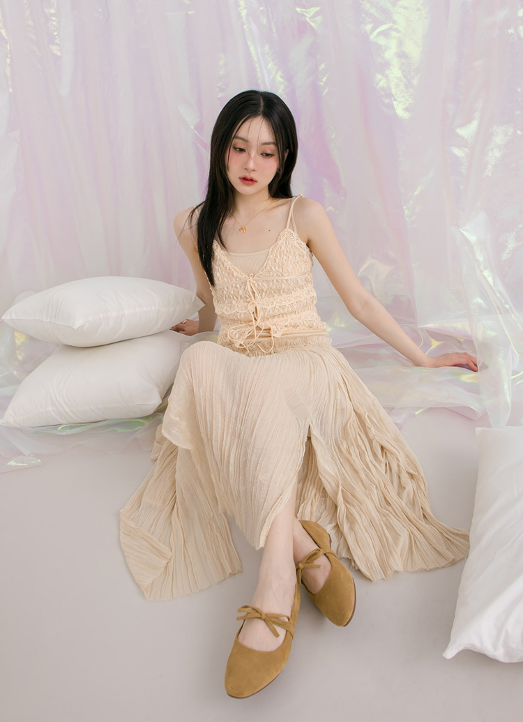 GraceGift平價女鞋 時尚秀場 圓頭 日常可愛感蝴蝶結瑪莉珍內增高平底鞋 駝色