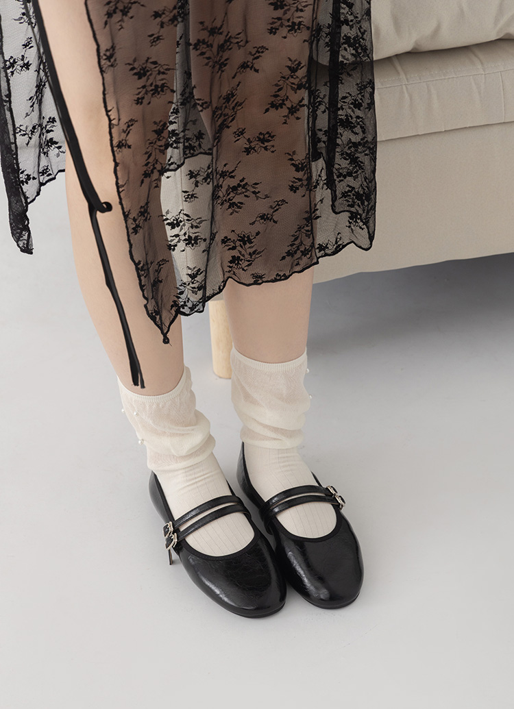 GraceGift平價女鞋 時尚秀場 圓頭 奶油雲朵極軟加厚乳膠芭蕾瑪莉珍鞋 黑色