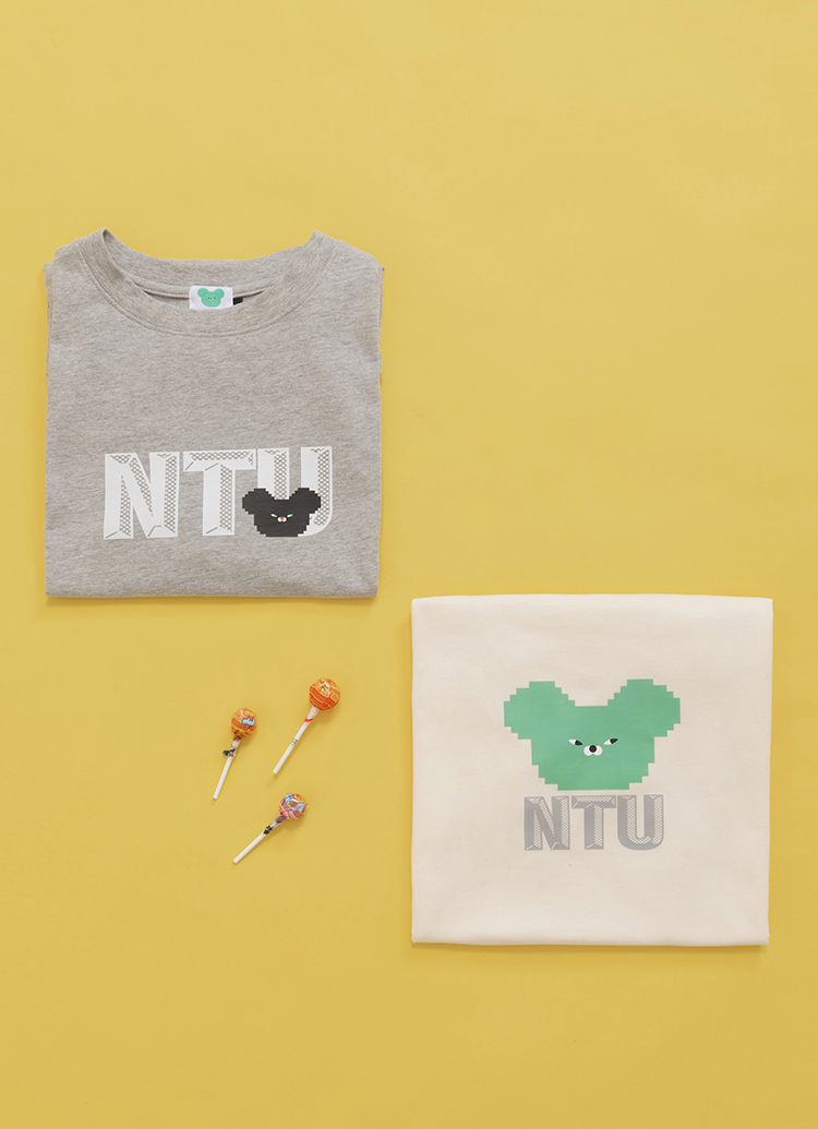 GraceGift Wasabi Bear聯名 Wasabi Bear芥末熊復古像素風印花短袖T恤 米白色