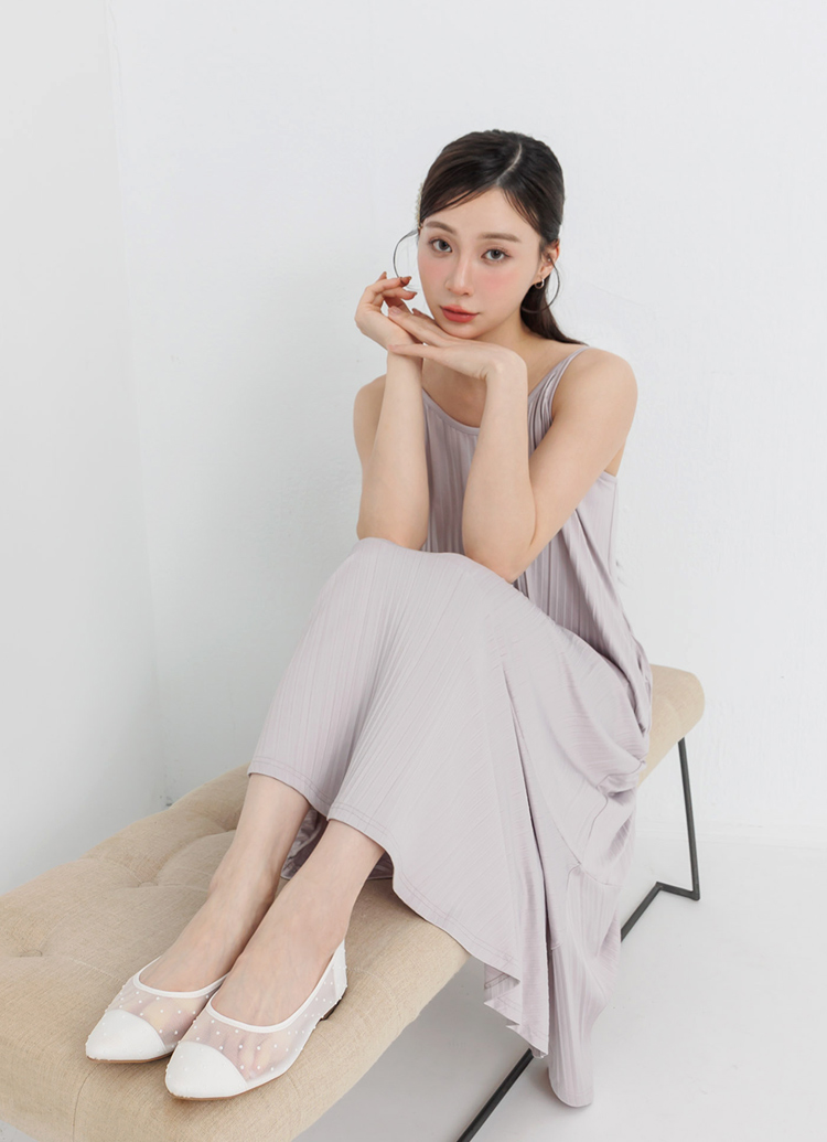 GraceGift平價女鞋 時尚秀場 尖頭 巴黎珠點網紗平底娃娃鞋 米白色