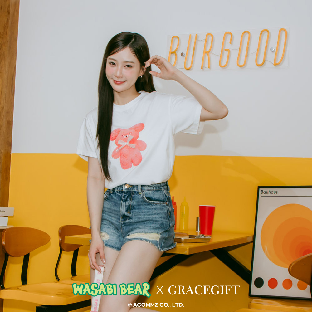 GraceGift Wasabi Bear聯名 粉芥末熊緞帶蝴蝶結短袖T恤 米白