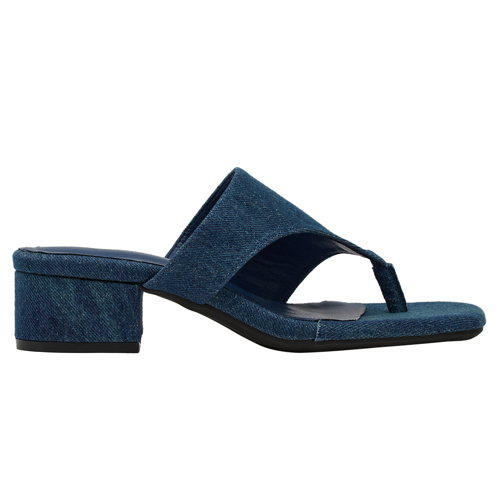 GraceGift 平價女鞋 時尚秀場 方頭 極簡美學柔感人字中跟拖鞋 牛仔