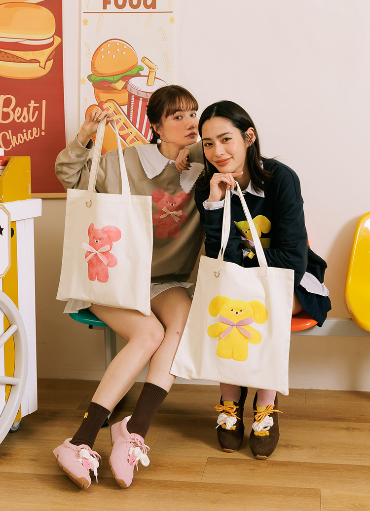 GraceGift Wasabi Bear聯名 黃芥末熊 立體蝴蝶結印花日常帆布包 粉色 實拍圖