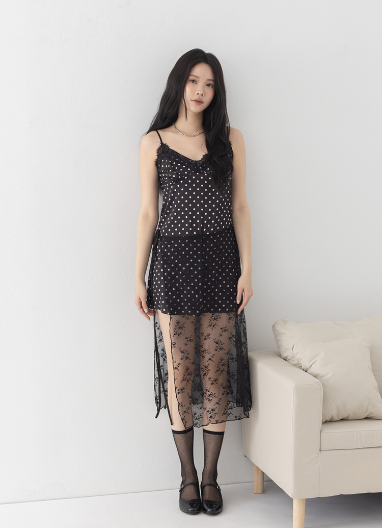 GraceGift平價女鞋 時尚秀場 圓頭 經典法式雙色小香風低跟瑪莉珍鞋  黑色