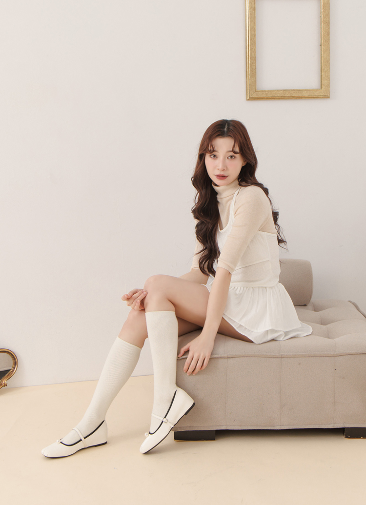 GraceGift平價女鞋 簡約珍珠 方頭撞色 內增高 瑪莉珍鞋 白色