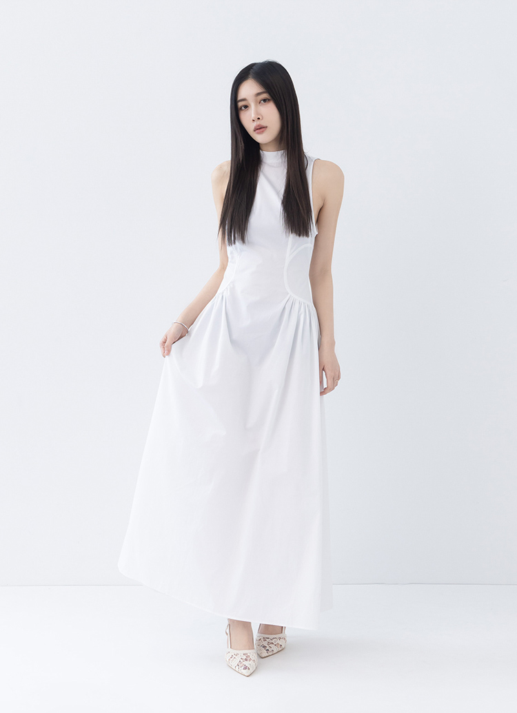 GraceGift平價女鞋 時尚秀場 尖頭 法式尖頭花影蕾絲後空細跟鞋 米白色