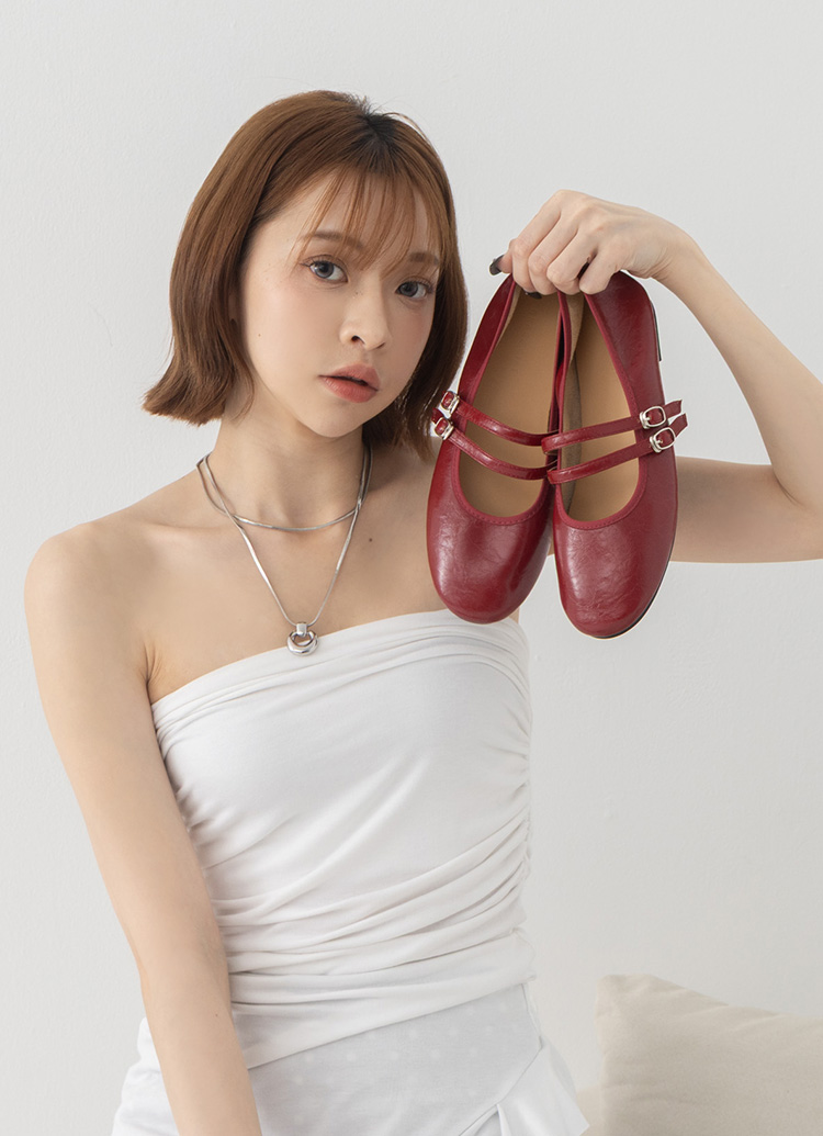 GraceGift平價女鞋 時尚秀場 圓頭 奶油雲朵極軟加厚乳膠芭蕾瑪莉珍鞋 正紅色