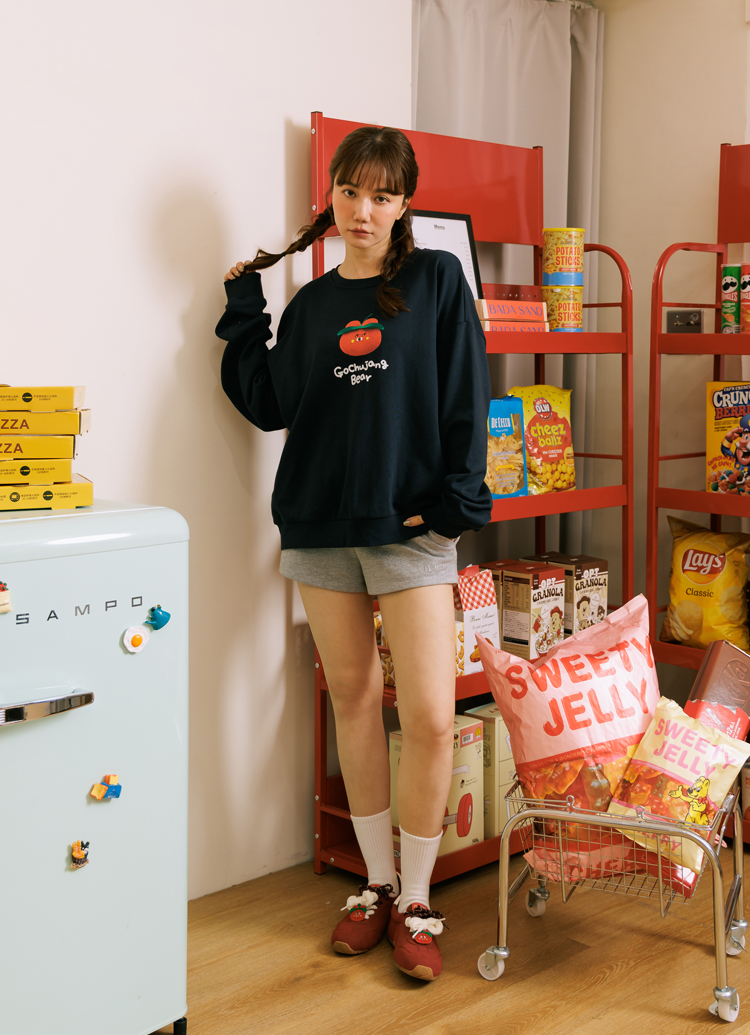 Grace Gift 平價女鞋 Wasabi Bear 聯名 辣椒醬熊 休閒運動鞋 深紅色 穿搭實拍