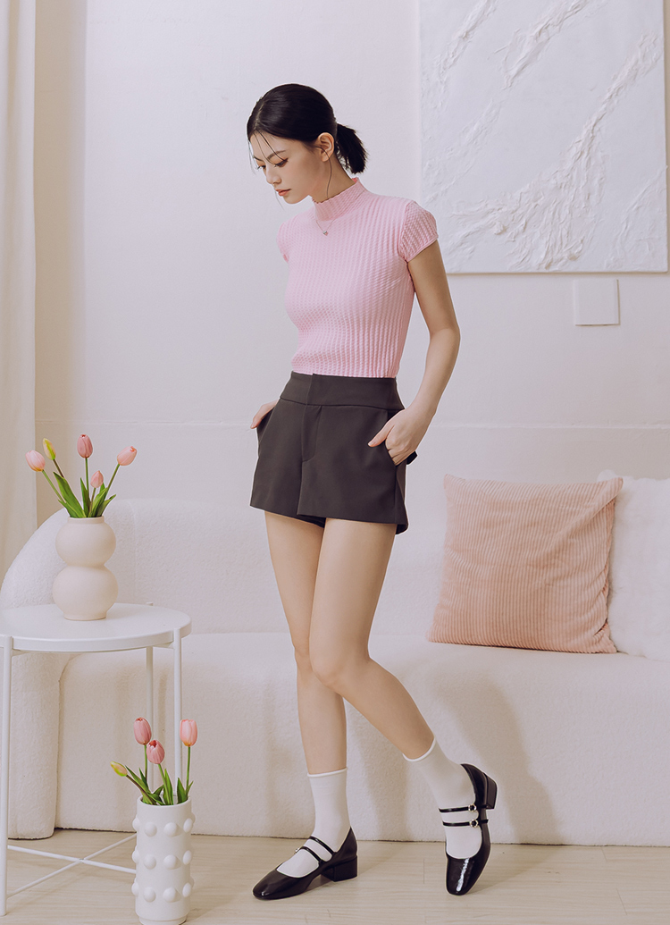 GraceGift平價女鞋 時尚秀場 方圓頭 瑪黑穿搭小花扣環雙帶中跟瑪莉珍鞋 黑色