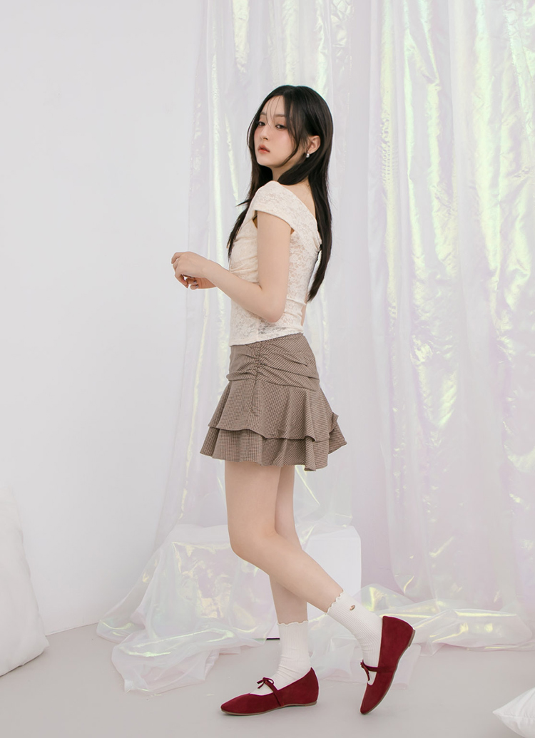 GraceGift平價女鞋 時尚秀場 圓頭 日常可愛感蝴蝶結瑪莉珍內增高平底鞋 深紅色