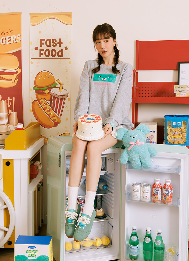 GraceGift Wasabi Bear聯名 芥末熊 療癒造型抱枕(30CM) 藍綠色 實拍圖