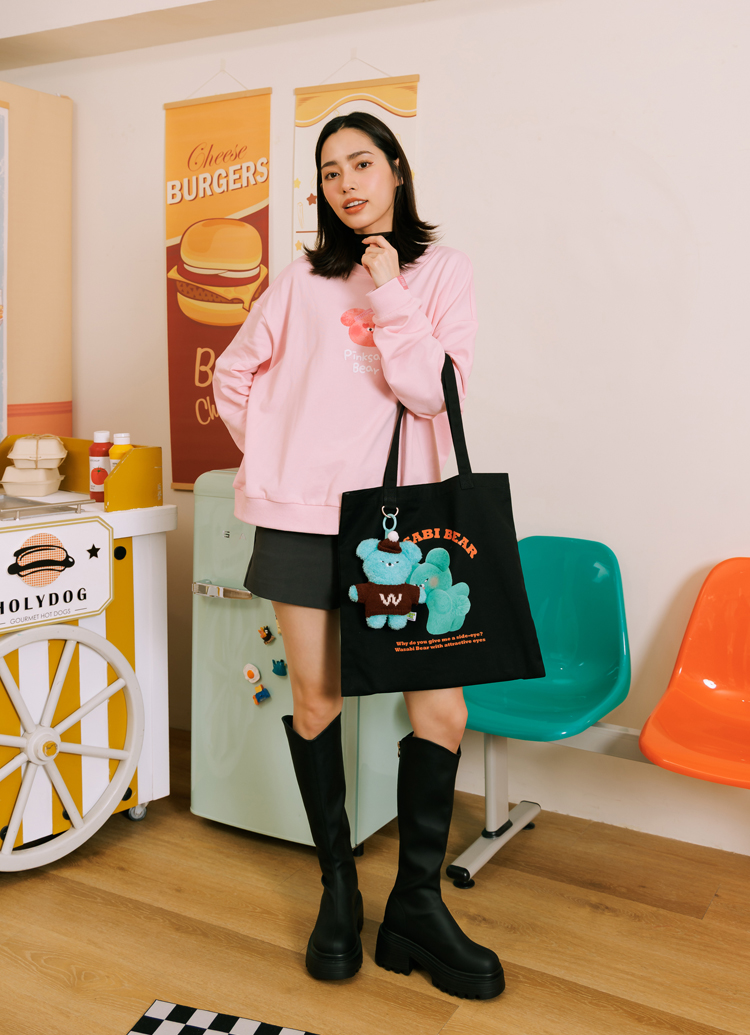 Grace Gift 平價女鞋 Wasabi Bear 聯名 芥末熊 印花帆布包 正紅色 實拍圖