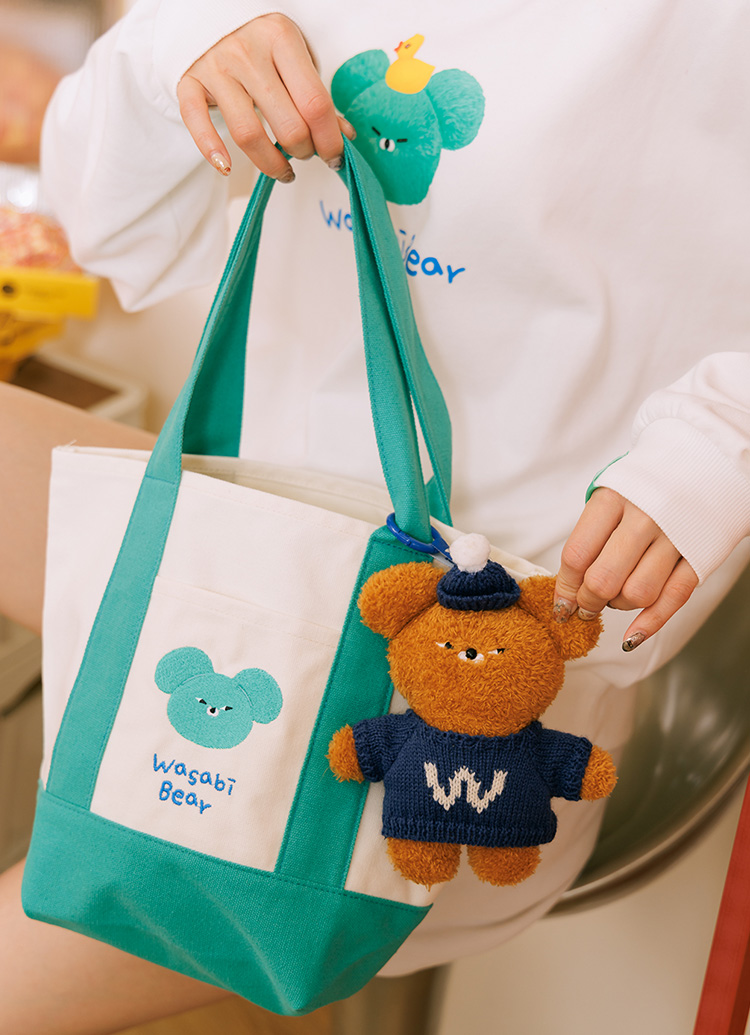 GraceGift Wasabi Bear聯名 芥末熊 撞色口袋肩背帆布包 藍綠色