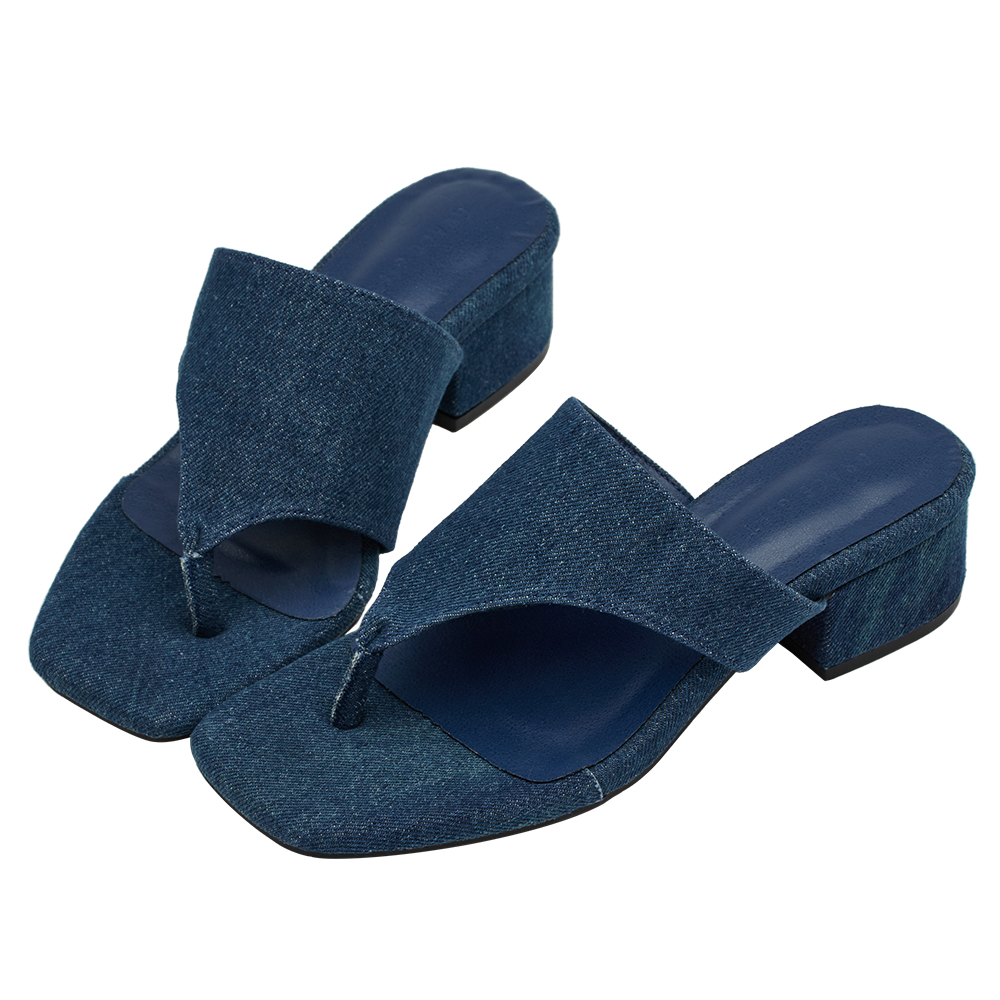 GraceGift 平價女鞋 時尚秀場 方頭 極簡美學柔感人字中跟拖鞋 牛仔