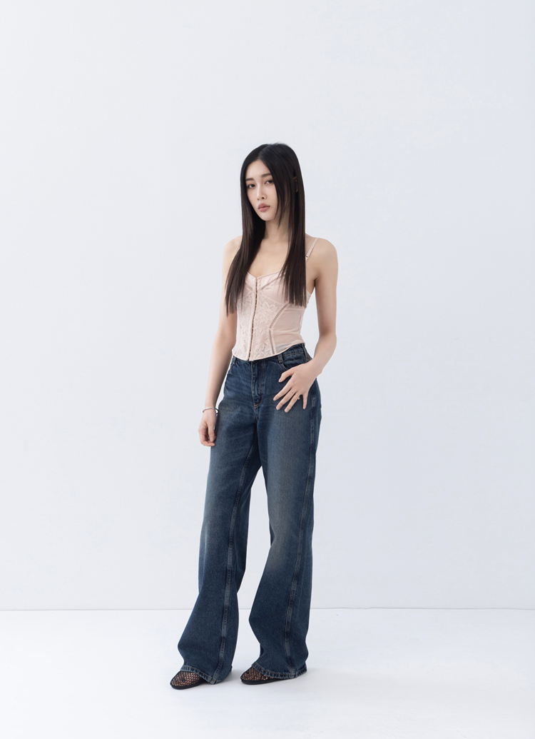 GraceGift平價女鞋 時尚秀場 圓頭 時髦編網透感平底穆勒拖鞋 黑色