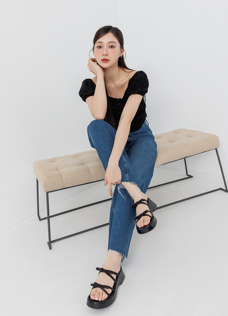 GraceGift平價女鞋 時尚秀場 圓頭 時髦高挑雙蝴蝶結楔型厚底拖鞋 黑色