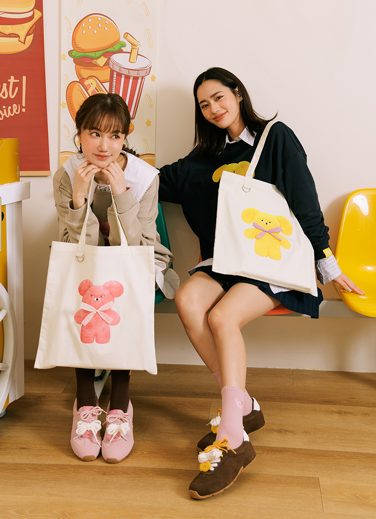 GraceGift Wasabi Bear聯名 黃芥末熊 立體蝴蝶結印花日常帆布包 粉色 實拍圖