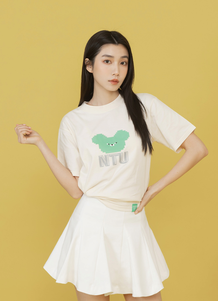 GraceGift Wasabi Bear聯名 Wasabi Bear芥末熊復古像素風印花短袖T恤 米白色