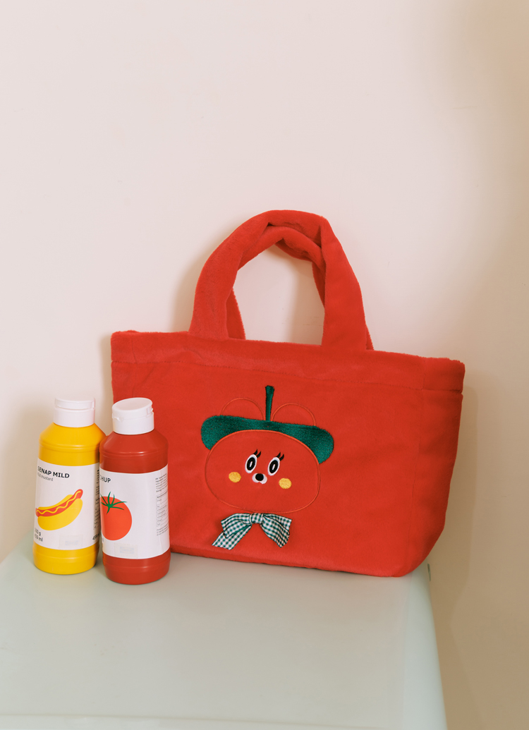 Grace Gift 平價女鞋 Wasabi Bear 聯名 辣椒醬熊 格紋絨毛電繡 托特包 正紅色 實拍圖