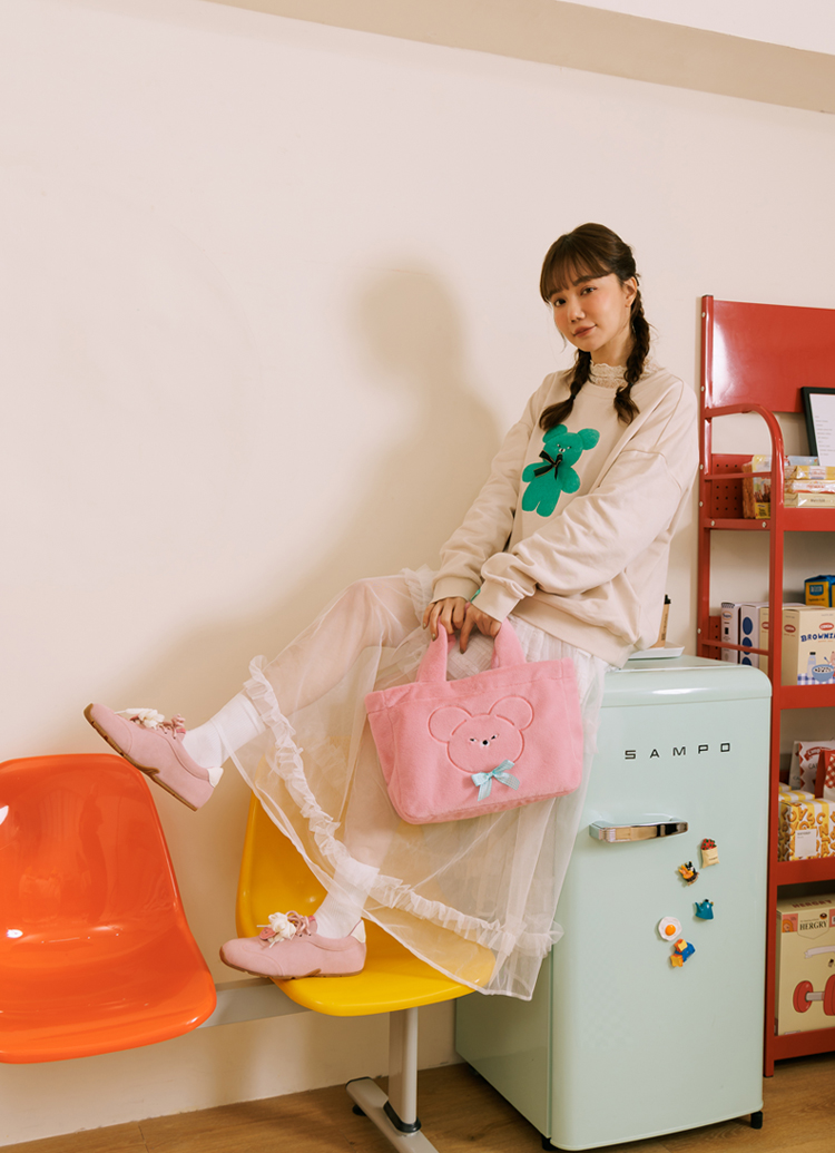 Grace Gift 平價女鞋 Wasabi Bear 聯名 粉芥末熊 格紋絨毛電繡 托特包 粉紅色 實拍圖