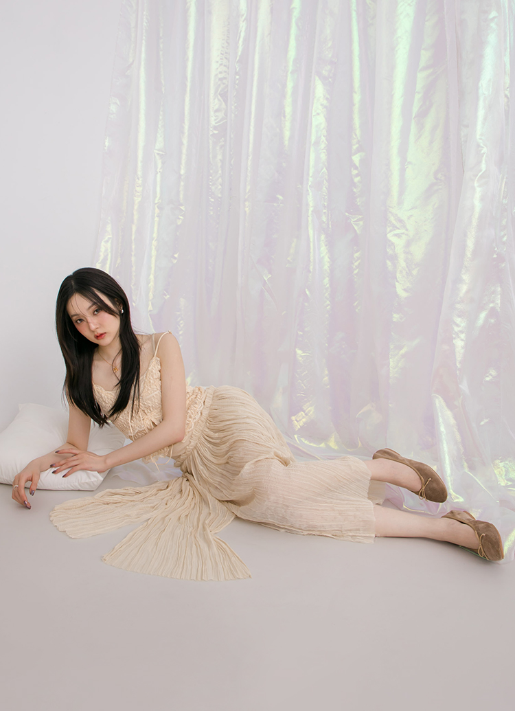 GraceGift平價女鞋 時尚秀場 圓頭 法式訂製全真皮鞋墊絨面芭蕾平底娃娃鞋 卡其色
