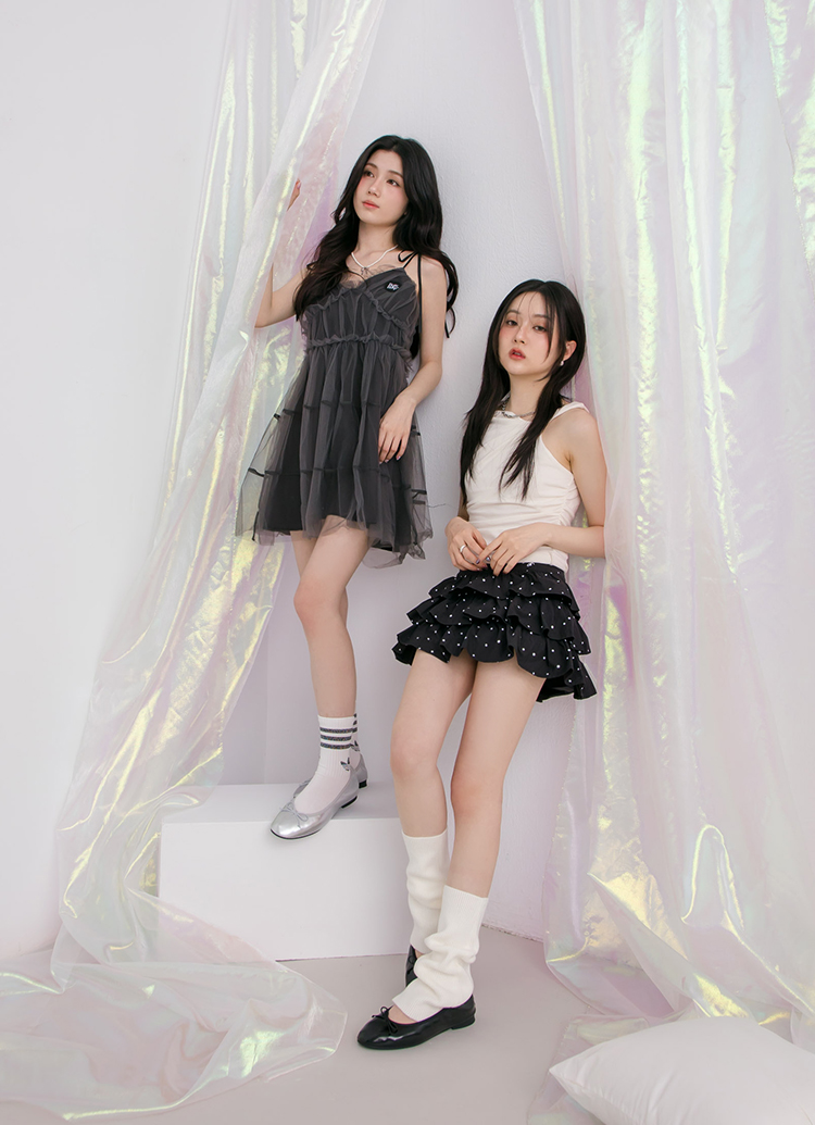 GraceGift平價女鞋 時尚秀場 圓頭 法式訂製全真皮鞋墊芭蕾平底娃娃鞋 黑漆色