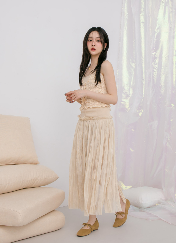 GraceGift平價女鞋 時尚秀場 圓頭 日常可愛感蝴蝶結瑪莉珍內增高平底鞋 駝色
