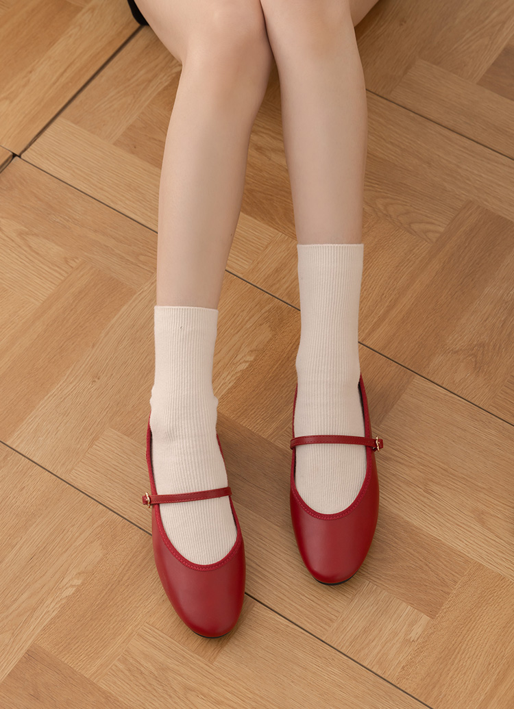 GraceGift平價女鞋 俏皮少女 素面 花釦 芭蕾舞瑪莉珍鞋 正紅